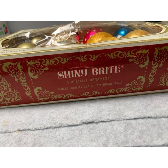 Vintage Shiny Brite 12 Glass Christmas Ornaments Gold Red Blue Silver Polka Dots - Picture 10 of 11
